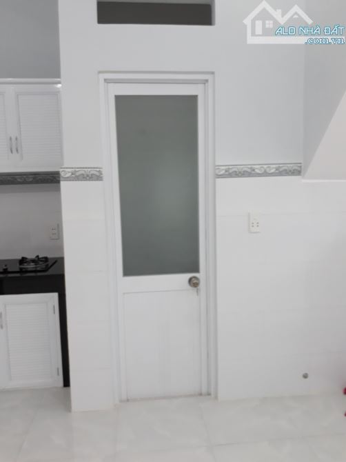 🏡 Nhà mới đẹp 1 lầu, 2PN, hẻm ô tô, gần Đầm Sen – 9 triệu/tháng - 3