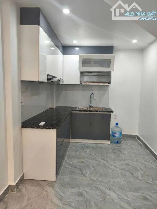 Bán nhà  Phạm Hữu Điều , Niệm Nghĩa , Lê Chân . 3,05 tỷ , 3,5 tầng , 43m. - 3