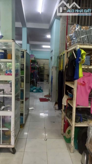 Bán nhà 2 tầng 181m2 Tân xuân Hóc môn giá 9 tỷ 400 triệu - 3