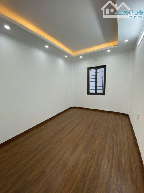 Bán nhà Đông Mỹ, Thanh Trì, 55m2 / 5 tầng, đường thông, ngõ ô tô, giá 5,8 tỷ - 3