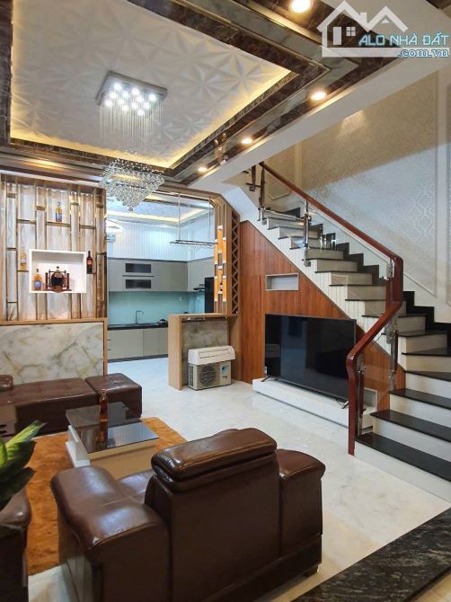 Nhà Góc 2 Mặt Tiền  KDC Đào Tông Nguyên  Cực Thoáng Đẹp - 3
