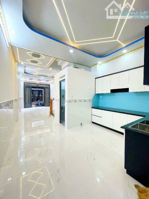 NHÀ ĐẸP BÌNH TÂN, GẦN LÊ VĂN QUỚI, 60M2, HẺM XE HƠI 6M, CHỈ 5,X TỶ - 3