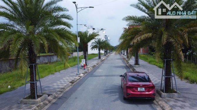 Ngộp nặng bán gấp nền đất Nguyễn Xiển Quận 9, Giá 2tỷ6, SHR. - 3
