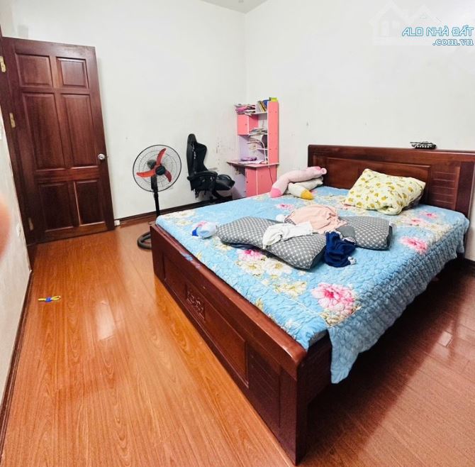 🏡Nhà SIÊU ĐẸP, 46m2, MẶT TIỀN RỘNG, TT Cầu Giấy, gần đường Ô TÔ, NHỈNH 11 Tỷ - 3