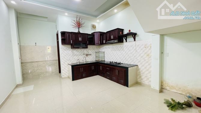 Nhà Mặt Tiền Trần Anh Tông, Đà Lạt, cách Hồ Xuân Hương 1km, đường bằng phẳng - 3