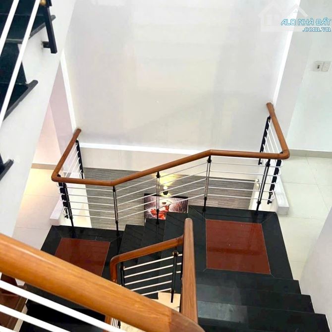 BÁN NHÀ 3 TẦNG MẶT TIỀN - LÊ VĂN THỊNH, HOÀ MINH, LIÊN CHIỂU, ĐÀ NẴNG - 3