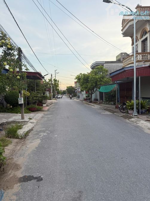 BÁN LÔ ĐẤT ĐẸP HẢI THÀNH, DƯƠNG KINH NGÕ 4M, GIÁ CHỈ 1,7x TỶ - 3