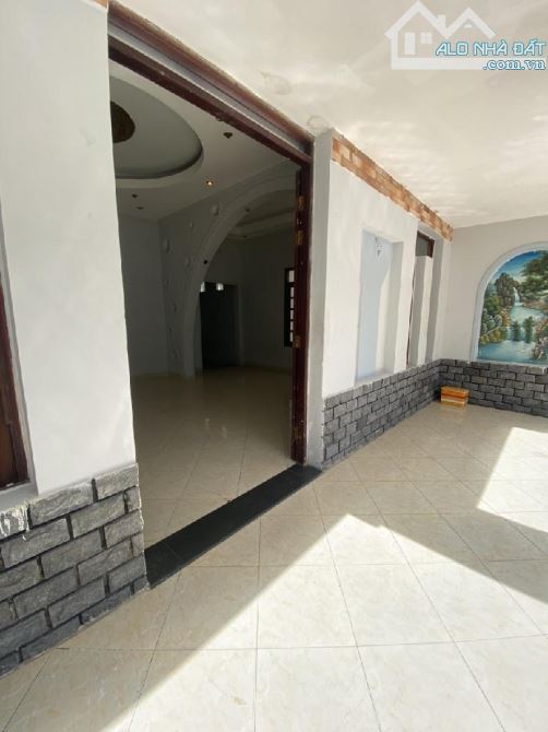 🔥BÁN GẤP NHÀ GÓC 3 MẶT THOÁNG - Ô TÔ VÀO NHÀ - LÂM VĂN BỀN -117m2 - NGANG 6,5m - SHR - 2