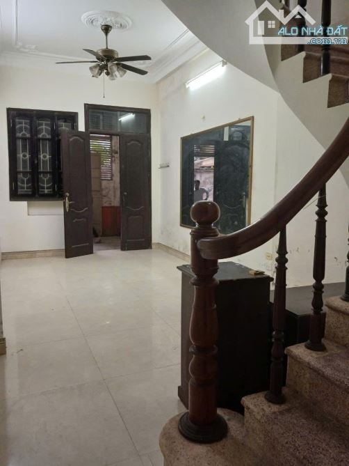 TRẦN CUNG – NGÕ THÔNG  – Ô TÔ 4 CHỖ - 53M - 4 TẦNG - GIÁ ĐẦU TƯ - 3