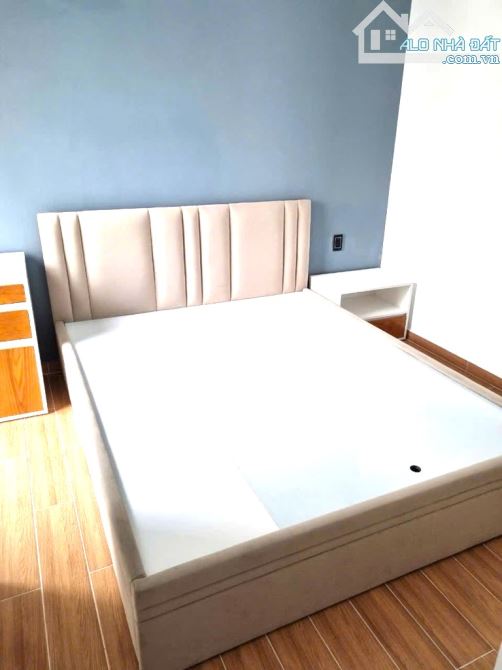 Bán nhà hẻm 4m Nơ Trang Long Bình Thạnh, 5 tầng, full nội thất, căn góc, nhích 4 tỷ - 3