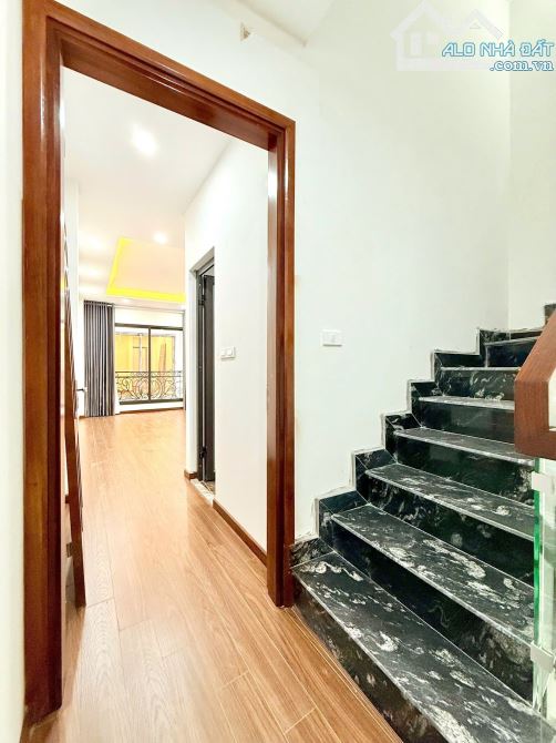 Bán nhà ngõ 342 Hồ Tùng Mậu quận Bắc Từ Liêm - Nhà mới 100% - Sổ 32m2 ; giá chỉ 7 tỷ. - 3