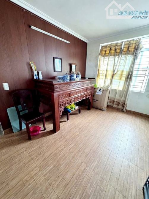 Bác Vịnh cần bán nhà 5t,55m tại Mậu Lương,HĐ,tiện ích tốt chỉ 8 tỷ - 3