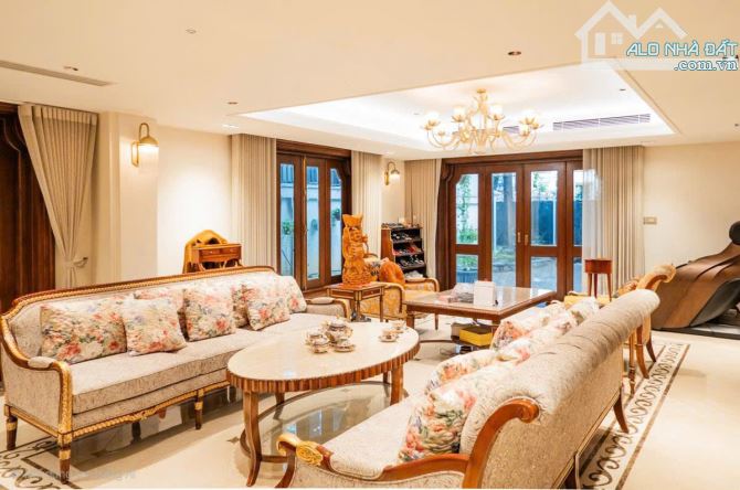 Biệt thự đẹp mặt phố Quang Trung hoa hậu Hoàn Kiếm 362m2, 3 tầng, mặt tiền 16m, 265 tỷ - 3