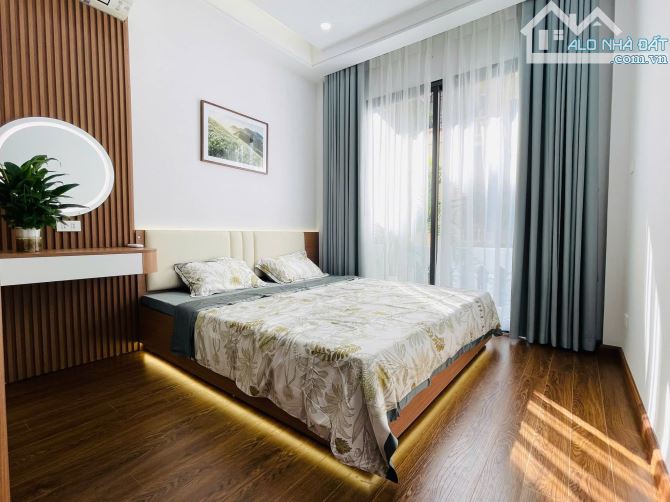 🔥 CHỈ 5.3 TỶ – NHÀ 5 TẦNG PHỐ LÊ VĂN HIẾN – 3 GÁC VÀO TẬN CỬA – SÁT BÃI Ô TÔ - 3