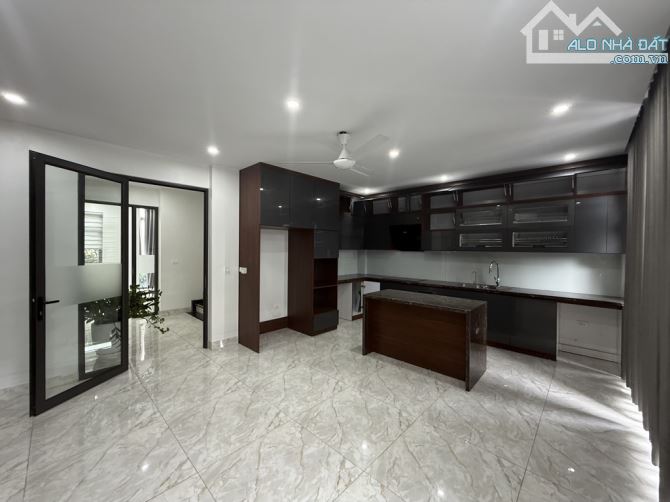 Bán biệt thự phố Trịnh Văn Bô, 150m2, 5 tầng, view đẹp, ở và kinh doanh, 32 tỷ hơn. - 3