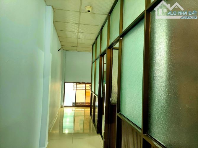 Bán nhà Tân Bình • 70m2 - Hẻm 8m kinh doanh - Khu Bàu Cát sầm uất - 3