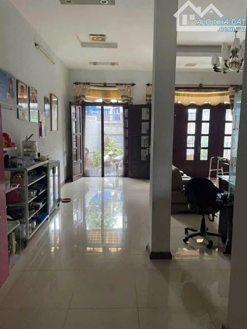 Bán Nhà HXH 8m Diện Tích Lớn 156m2 Ngang 6.5m Giá Chỉ 14.5 Tỷ Tăng Nhơn Phú A - 3