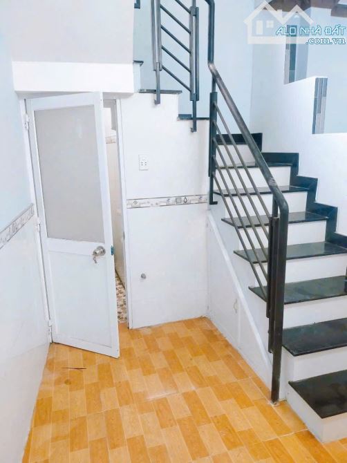 Nhà đẹp Ngang 3.6 x 10 đúc 3 tấm Q4 - 3