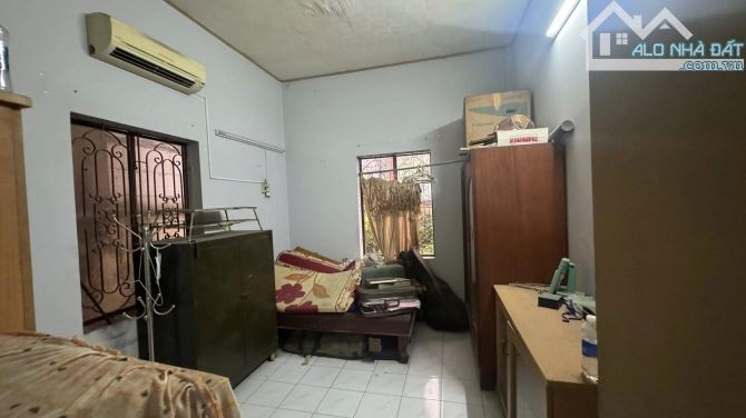 Bán nhà Mặt tiền Nguyễn Duy Cung - ngay Phan Huy Ích, 12x32m, Cấp 4 - tiện xây, 31,5 tỷ, - 3