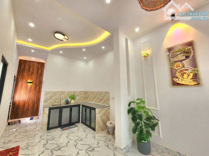 🏠 Nhà dễ thương vô cùng mà bán chỉ 999tr ở Tân Xuân Hóc Môn sổ hồng riêng - 3