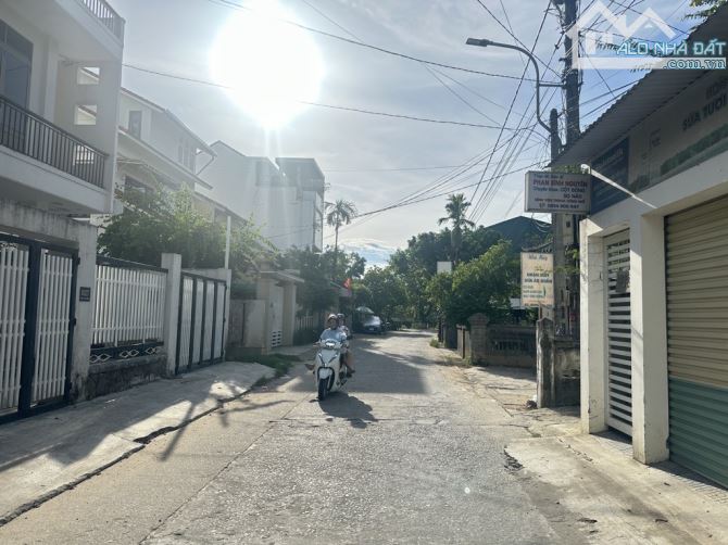 Bán đất kiệt khúc thừa dụ giáp đường Nguyễn tất thành thanh thủy Huế - 3