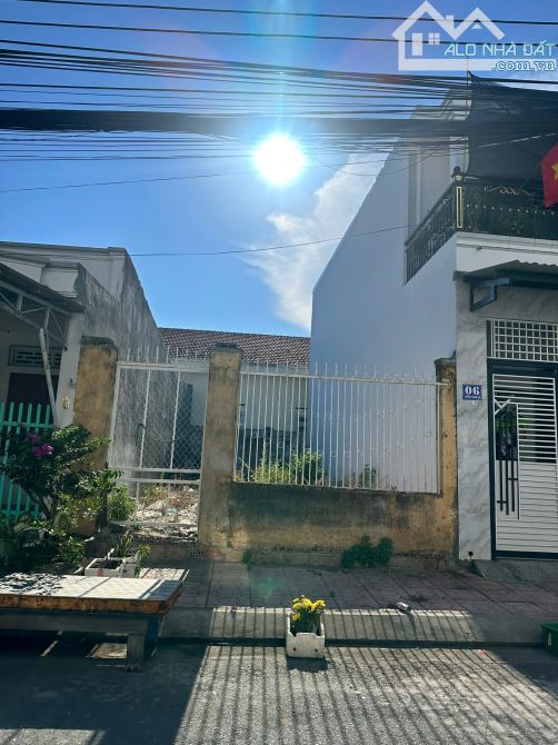 Đất tái định cư Hòn Rớ 1 Phường Nam Nha Trang dt 72m2 ngang 4,8m vỉa hè 16m - 3