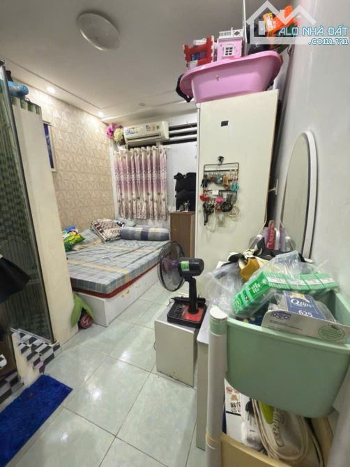 Nhà Vuông 2 tầng 20m2 – Quang Trung QV - 3