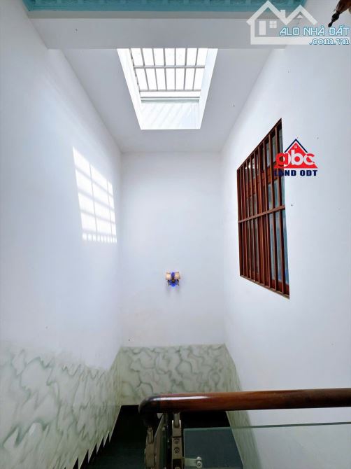 NP144 Bán nhà 2 lầu mái thái mặt tiền buôn bán tâm huyết vị trí 2 Bùi Trọng Nghĩa P.Trảng - 3