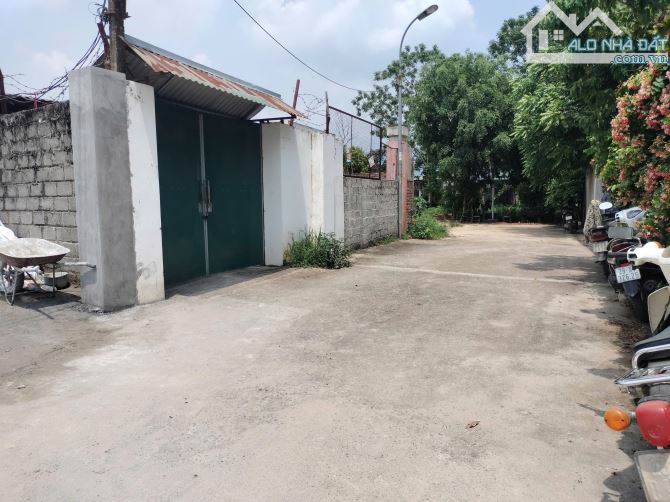 87,5M trung tâm thị trấn Xuân Mai, ô tô thông - 3
