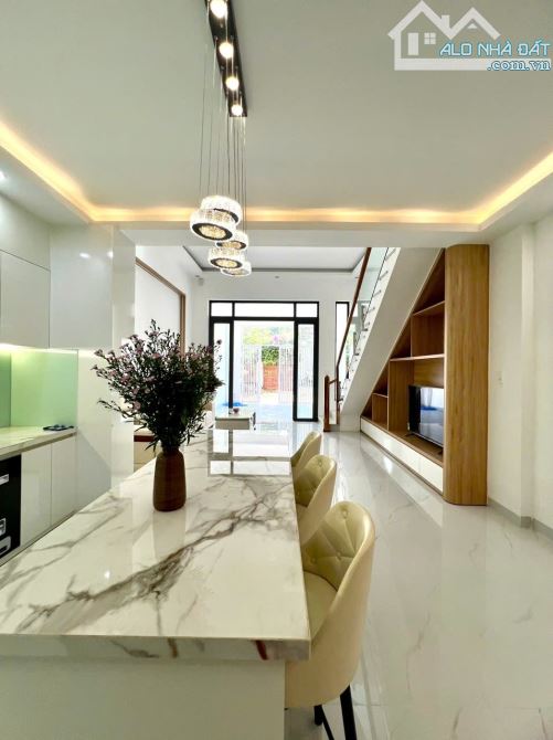 Nhà mê lệch tầng hẻm Đinh Tiên Hoàng - Tự An cũ - Diện tích: 5 x 19m (nở hậu 8m) - 3