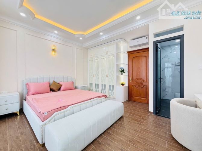 BánNhà 6tầng thang máy gần Cityland ngang5m, 70m, NTCC, 14tỷx Sổ chuẩn - 3