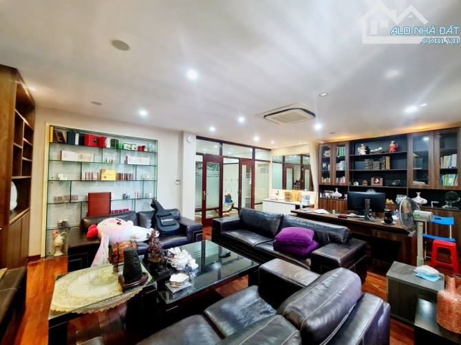 SIÊU PHẨM VÍP, HIẾM, BIỆT THỰ KHU ĐÔ THỊ VĂN QUÁN, DT 220M, 4 T, MT 10M,GIÁ BÁN 43,5 TỶ - 3