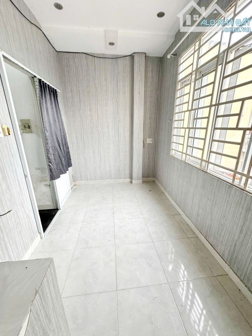 Bán nhà 2 lầu 79m2 gần mặt tiền đường Phạm Thế Hiển P.5 Quận 8 - 3