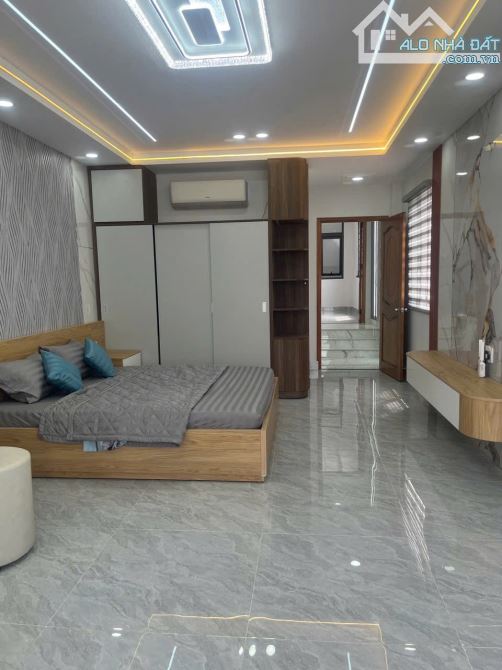 BÁN NHÀ 5 TẦNG - ĐỐI DIỆN CHUNG CƯ ĐÔNG HẢI - TÔ KÝ - Q12 - OTO VÀO TẬN NHÀ - 3