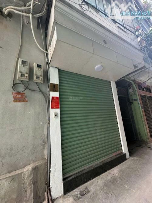 Cho thuê nhà nguyên căn Nguyễn Đình Chiểu 30m2 x 3 tầng, full nội thất. Giá 14 Triệu - 3