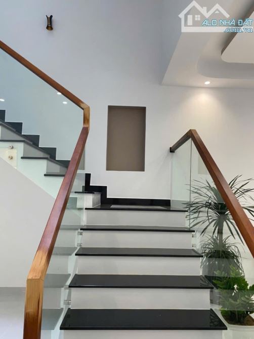 💥Nhà mặt tiền Tân Trào 100m2 ( 5x20 ) giá 4.1 tỷ. Nhà trung tâm Tuy Hoà - 3