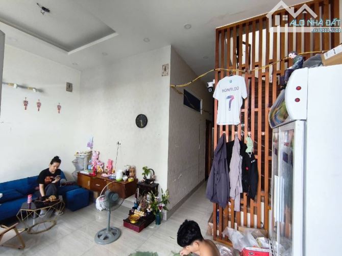 Bán nhà Hẻm xe hơi Đào sư tích DT: 6*15 giá 5x Toi - 3