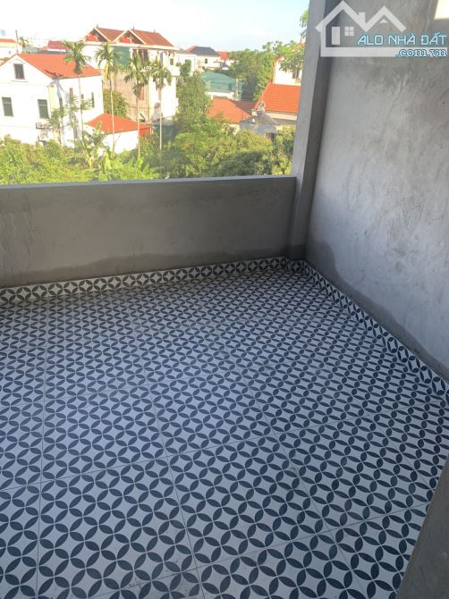 NHÀ MỚI TINH – Ô TÔ VÀO NHÀ – GẦN VÀNH ĐAI 4 – GẦN Khu Công nghiệp Song Phượng giá 3.95 tỷ - 3