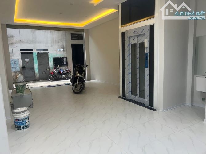 NHÀ MỚI VƯƠNG VŨ . 45M - 5T -  Chỉ 16.99 TỶ Siêu  Phẩm trong tầm giá - 3
