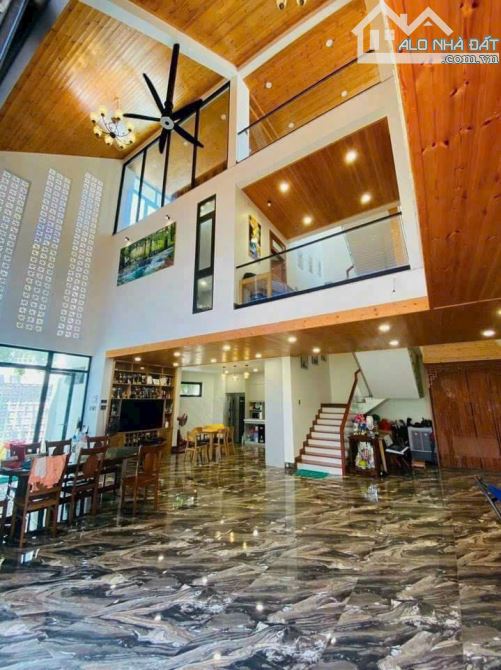 🏡MS.T26 - Bán BT góc 2 mặt tiền đường vỉa hè khu Á Châu p Vũng Tàu tp HCM. Giá 25 tỷ - 3