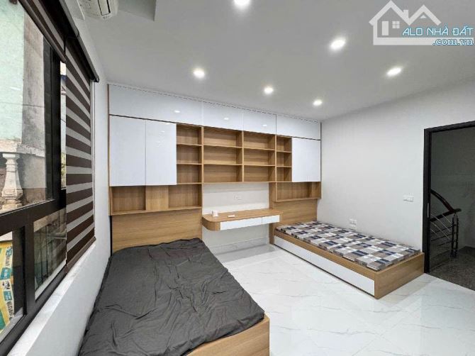 Phố Trương Định_35m x 4 Tầng_3 Gác chạy qua nhà, cách phố 25m_ Sổ vuông đẹp - 3