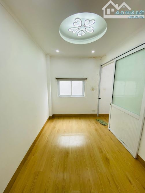 NHÀ KIM HOA – TRUNG TÂM ĐỐNG ĐA – 5M RA Ô TÔ – NGÕ THÔNG HỒ BA MẪU – FULL NỘI THẤT - 3