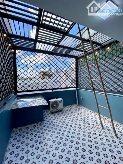 BÁN NHÀ LÔ GÓC TRẦN CUNG 39M X 5 TẦNG, NGÕ NÔNG Ô TÔ, GIÁ CHỈ 7.55 TỶ - 4