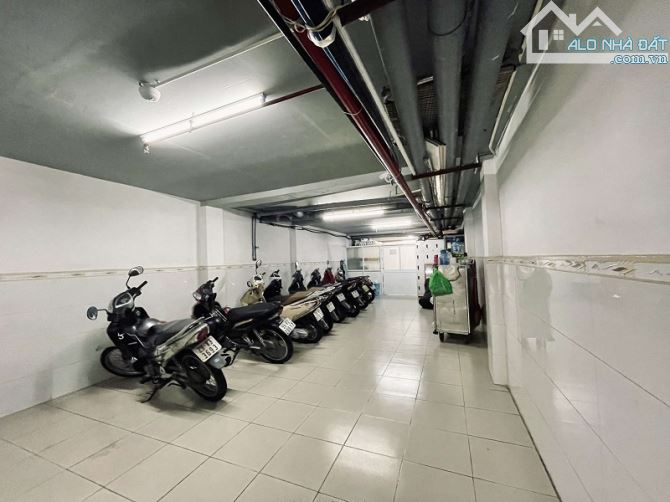 Bán KS 33 phòng hẻm 8.5m, Bạch Đằng, P2, Tân Bình, 143m2, 7 tầng, thang máy, nở hậu - 4