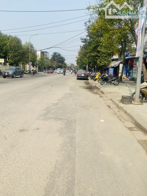 🔥 Đất đẹp Hoàng Quốc Việt - Ô tô vào tận nơi - Mặt tiền 7m. Giá tốt - 4
