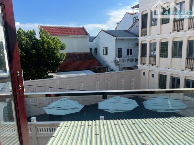 Cần bán nhà 2 tầng 2 mê Phố cổ Hội An Đà Nẵng-94m2-4.5 tỷ - 4