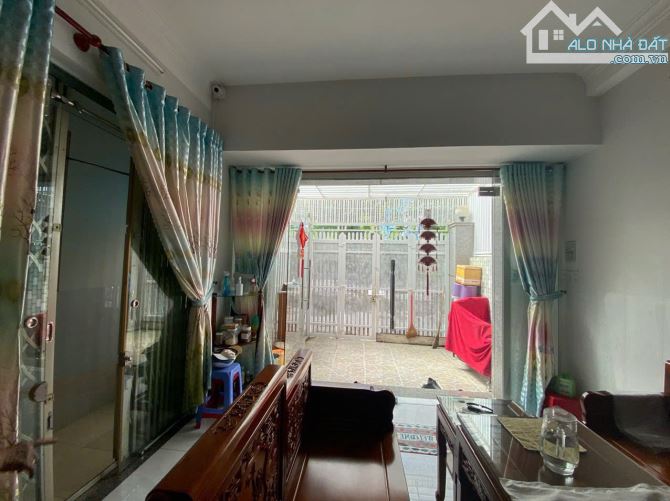Bán nhà đối diện công viên Phước Long 3 tầng kết hợp 2 căn hộ phía sau cho thuê - 4