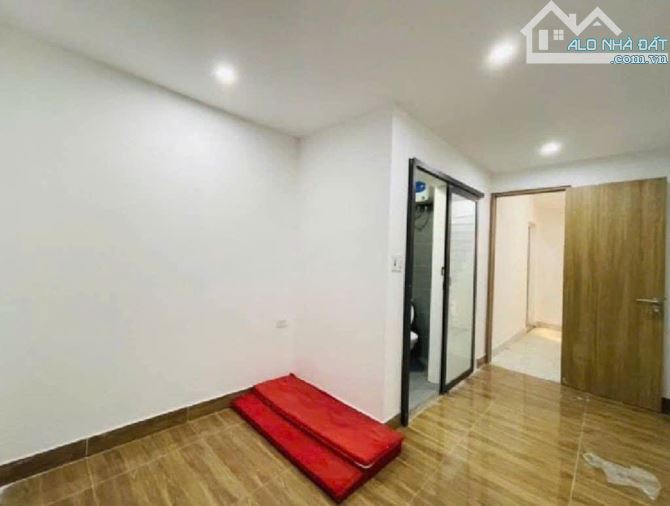 Khương Thượng - Mặt ngõ thông kinh doanh - Trước nhà rộng 2m - Vừa ở vừa cho thuê - 4