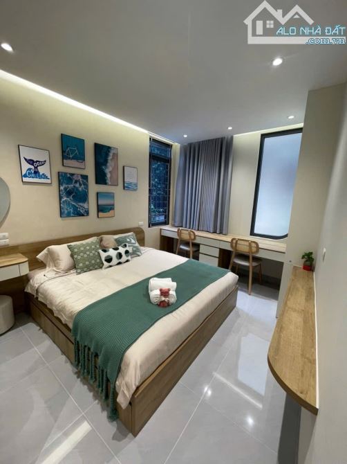 HOÀN KIẾM MỚI ĐẸP -3PN ĐỦ CÔNG NĂNG-NỘI THẤT NGOẠI NHẬP-SỔ HOA HẬU -GIÁ 7,2 T.ỷ - 4