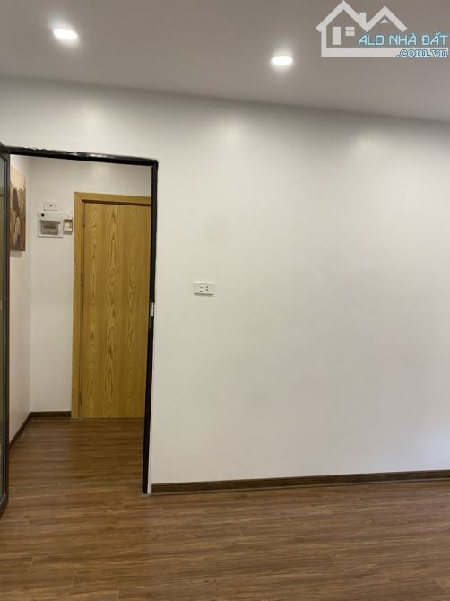 Căn tập thể Nghĩa Tân 3N giá vừa tiền - 4